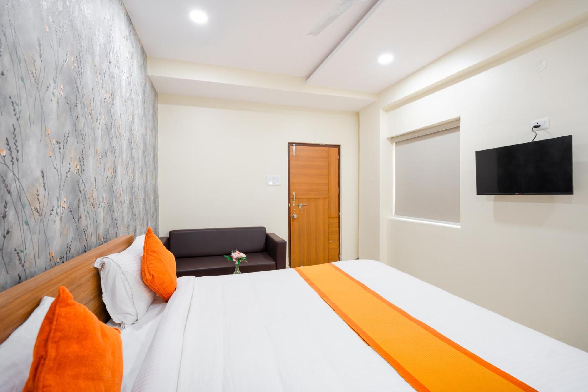 Hotel Iris At Nest à Haïdarabad Extérieur photo